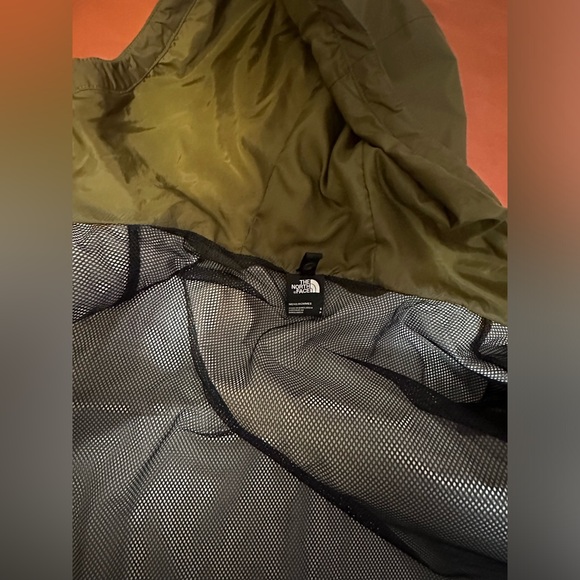The North Face Men’s Jacket - Picture 9 of 16